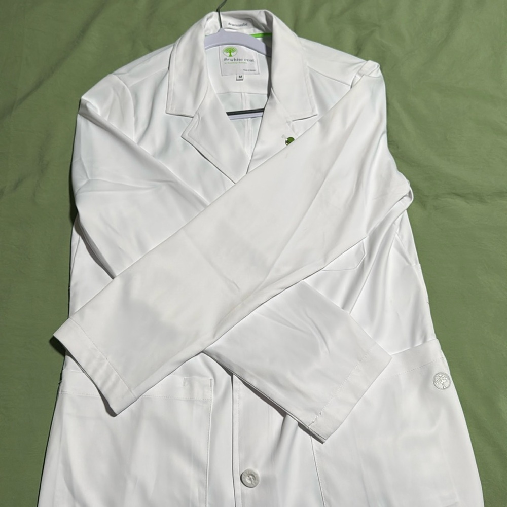 Healing Hands The Minimalist white Lab coat
